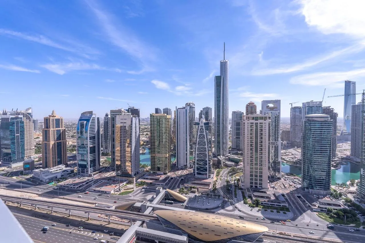 Heaven Crest Vacation Homes Dubai Marina - 4 Bedroom Suite With Marina View Near Jbr Beach, Free Parking, Wi-Fi, Gym And Pool 0*,