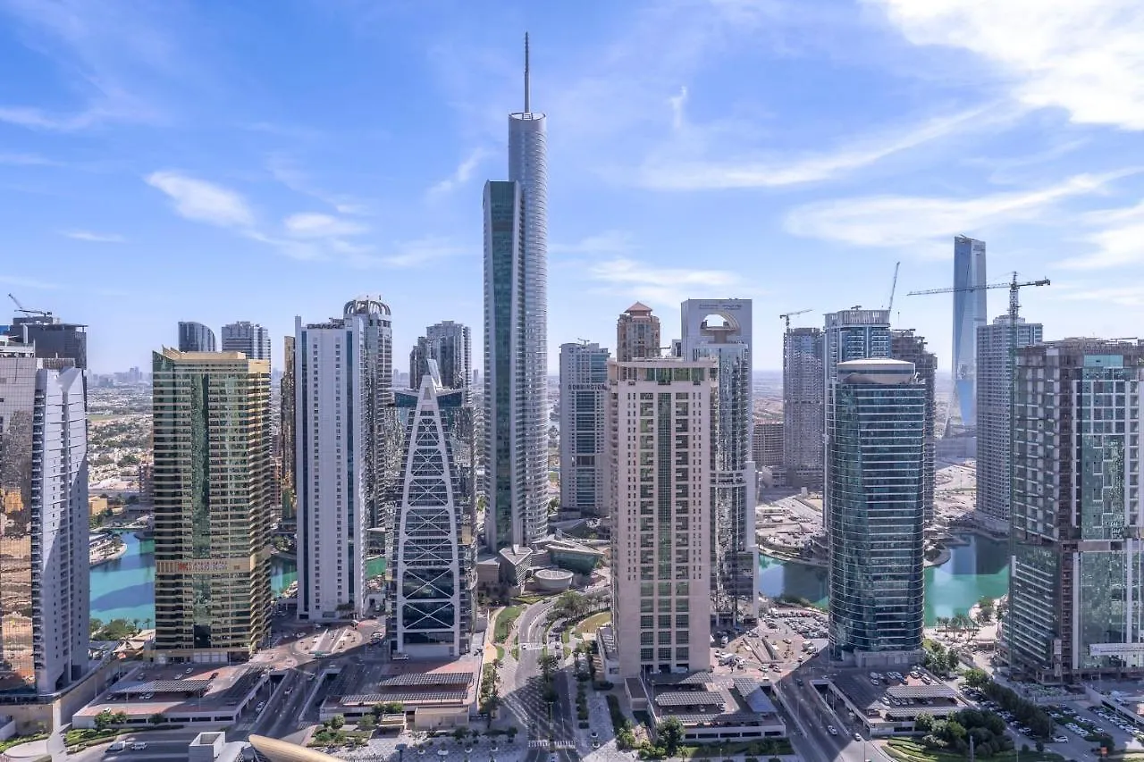 Heaven Crest Vacation Homes Dubai Marina - 4 Bedroom Suite With Marina View Near Jbr Beach, Free Parking, Wi-Fi, Gym And Pool شقة