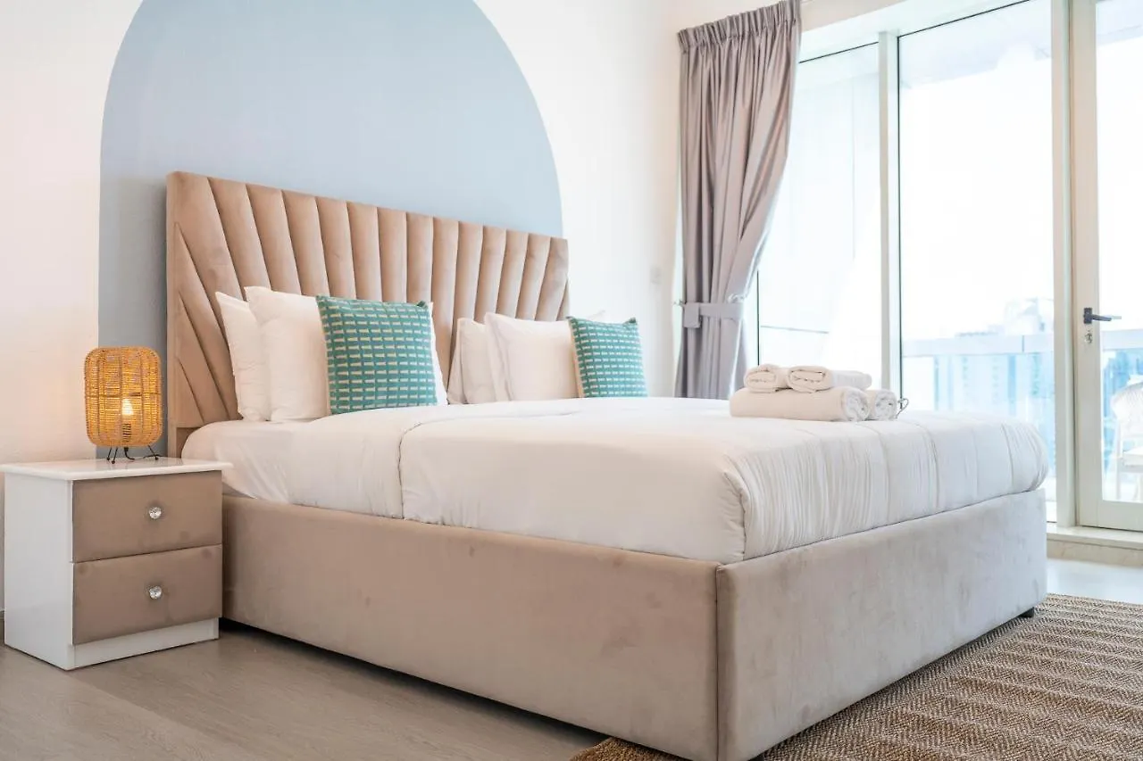 Heaven Crest Vacation Homes Dubai Marina - 4 Bedroom Suite With Marina View Near Jbr Beach, Free Parking, Wi-Fi, Gym And Pool شقة