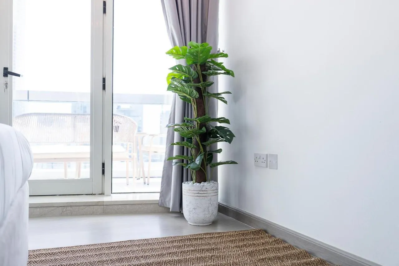 Heaven Crest Vacation Homes Dubai Marina - 4 Bedroom Suite With Marina View Near Jbr Beach, Free Parking, Wi-Fi, Gym And Pool الإمارات العربية المتحدة