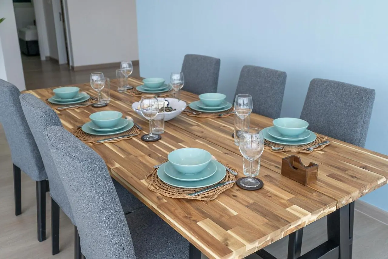 Heaven Crest Vacation Homes Dubai Marina - 4 Bedroom Suite With Marina View Near Jbr Beach, Free Parking, Wi-Fi, Gym And Pool