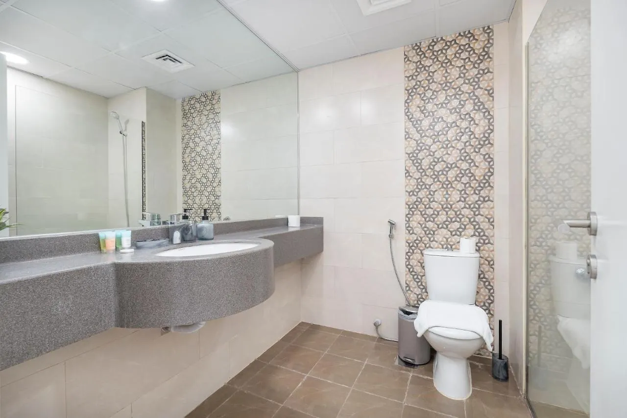 Heaven Crest Vacation Homes Dubai Marina - 4 Bedroom Suite With Marina View Near Jbr Beach, Free Parking, Wi-Fi, Gym And Pool 0*,