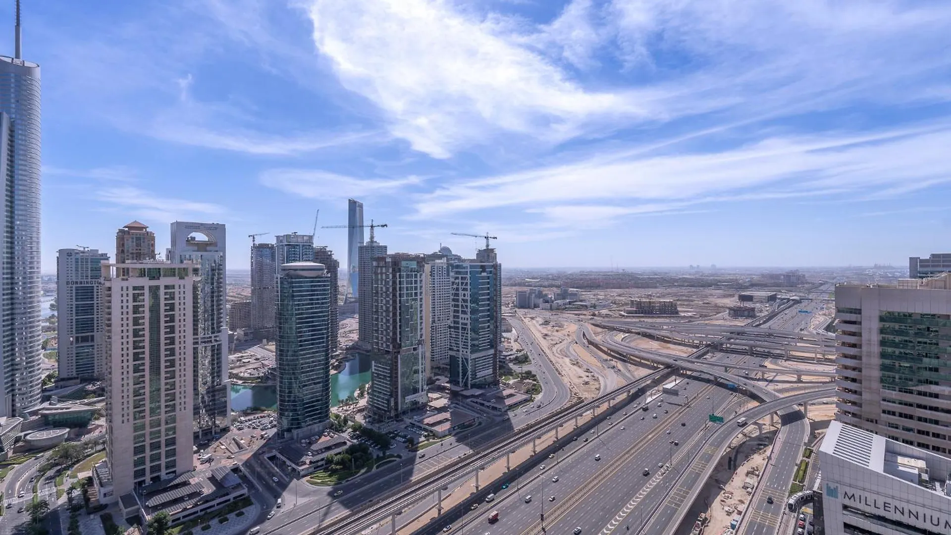 Heaven Crest Vacation Homes Dubai Marina - 4 Bedroom Suite With Marina View Near Jbr Beach, Free Parking, Wi-Fi, Gym And Pool